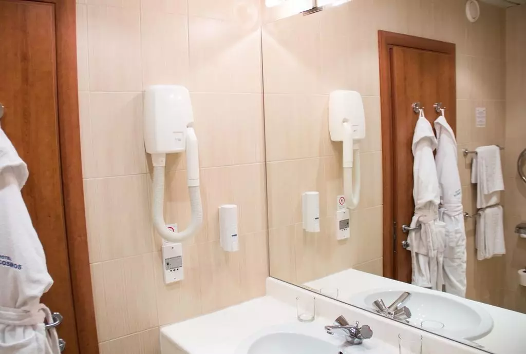 hotel cosmos club moscow_shabavizparvaz_12.jpg